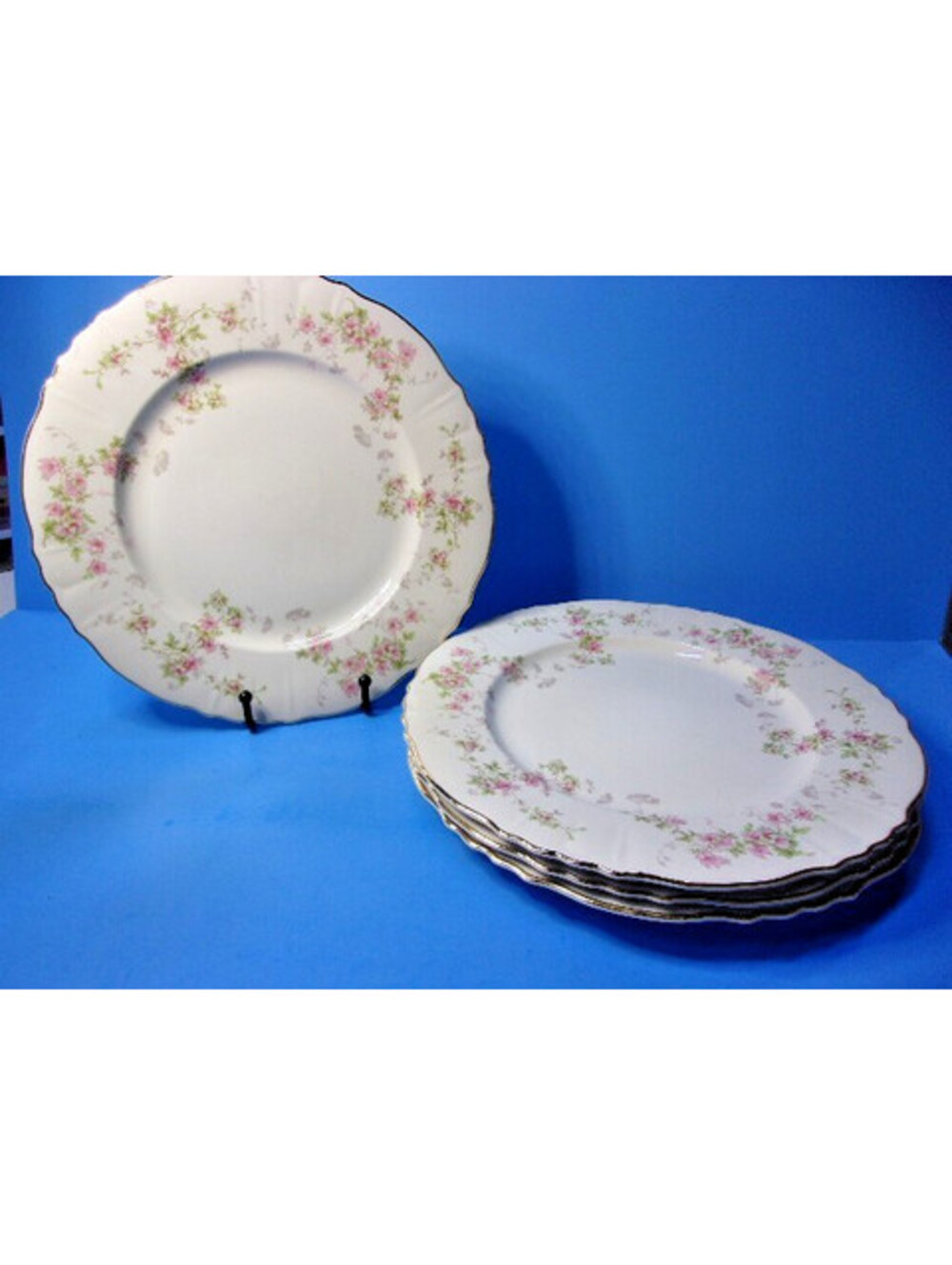 Stansbury Federal Shape Syracuse China Dinner Plates Set of 4 X-Large 10.5"